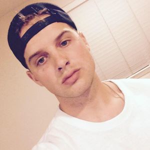 Meet your Posher, Dylan